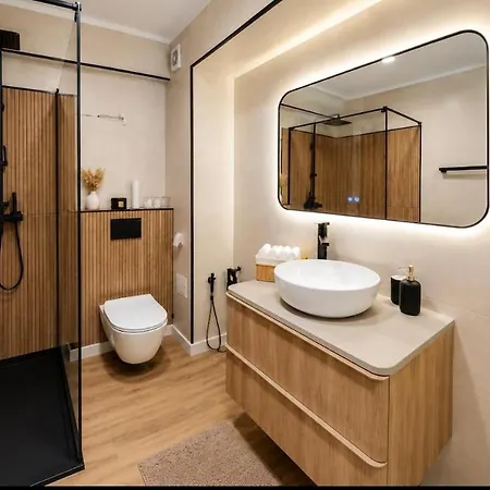 Апартаменти Dnd - The Quiet Nest Near Unirii&alba Iulia Square Бухарест